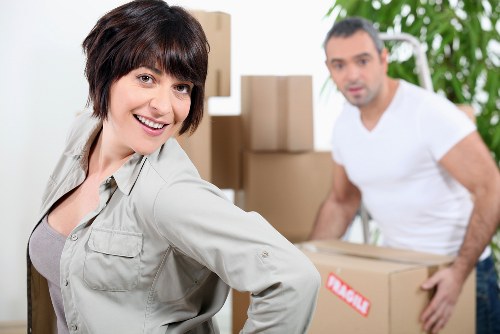 Cubic-yard load estimate for boxes and furniture from a local flat move