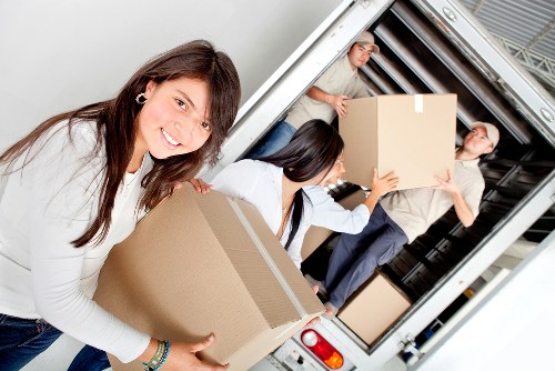 Packing and preparing for home moves in Elephant and Castle